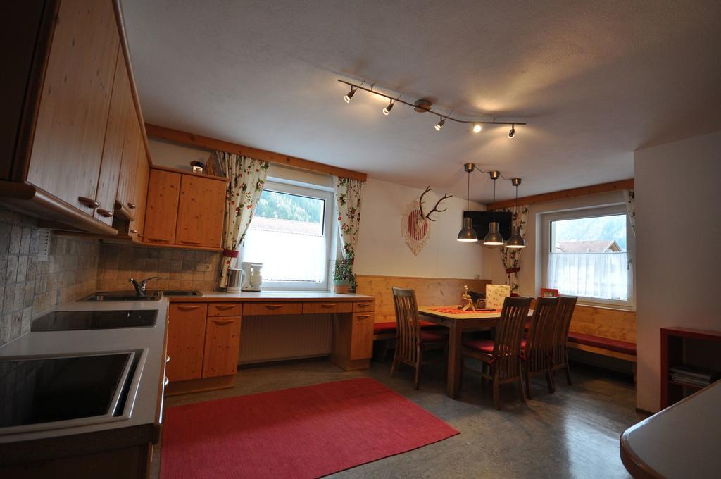 Haus Alpenglueck Apartman Kaunertal Kültér fotó