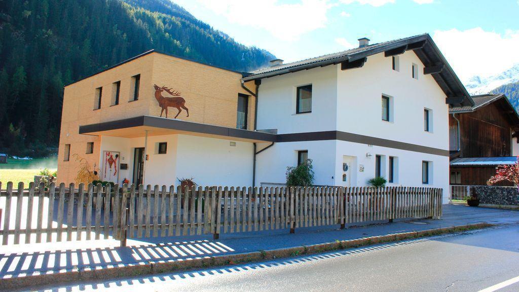 Haus Alpenglueck Apartman Kaunertal Kültér fotó